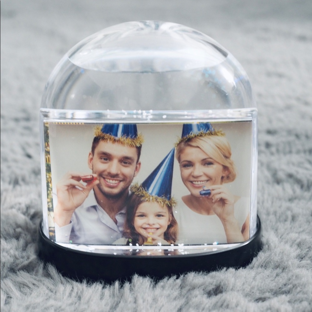 Snow Globe Picture Frames 2 sided